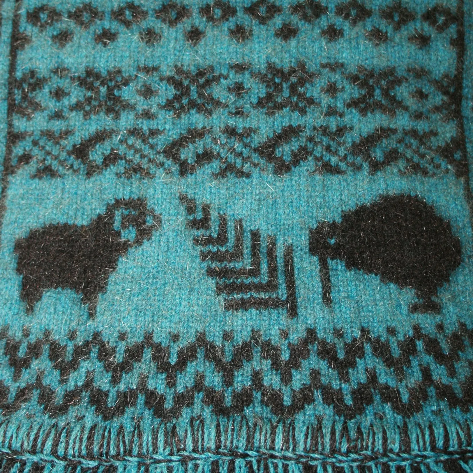 KIWI ICON SCARF