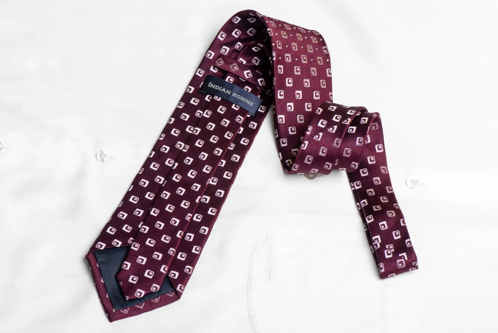 Mauve Geometric On Burgundy Rhinestone Necktie With Silver Sparkles