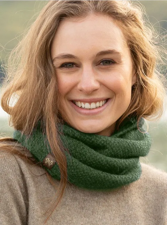 MOSS STITCH NECK WARMER