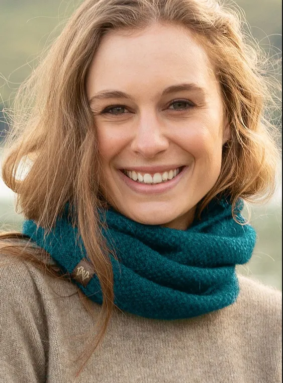 MOSS STITCH NECK WARMER