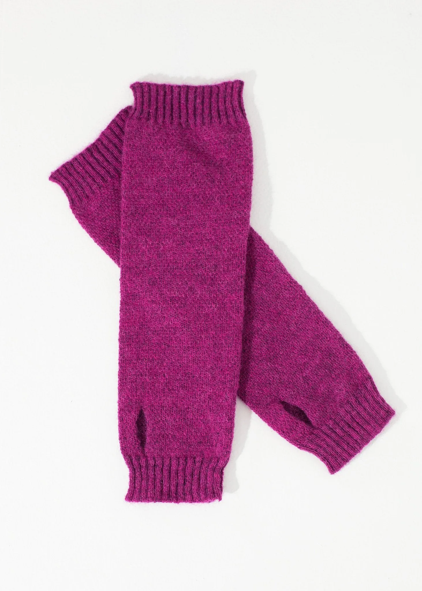 Pikki Mittens in Fuchsia