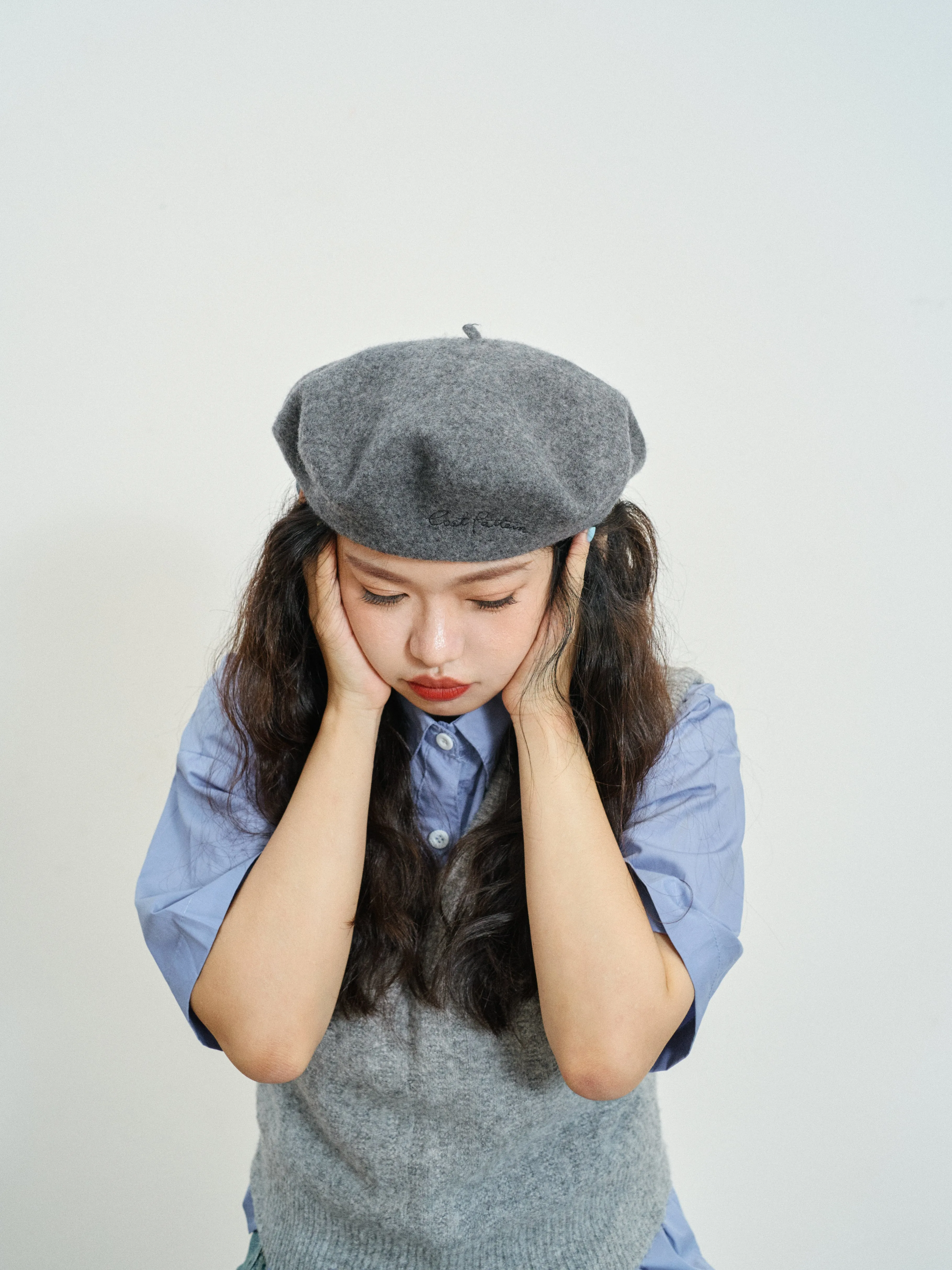 "Bon Chic" Wool Beret - Grey