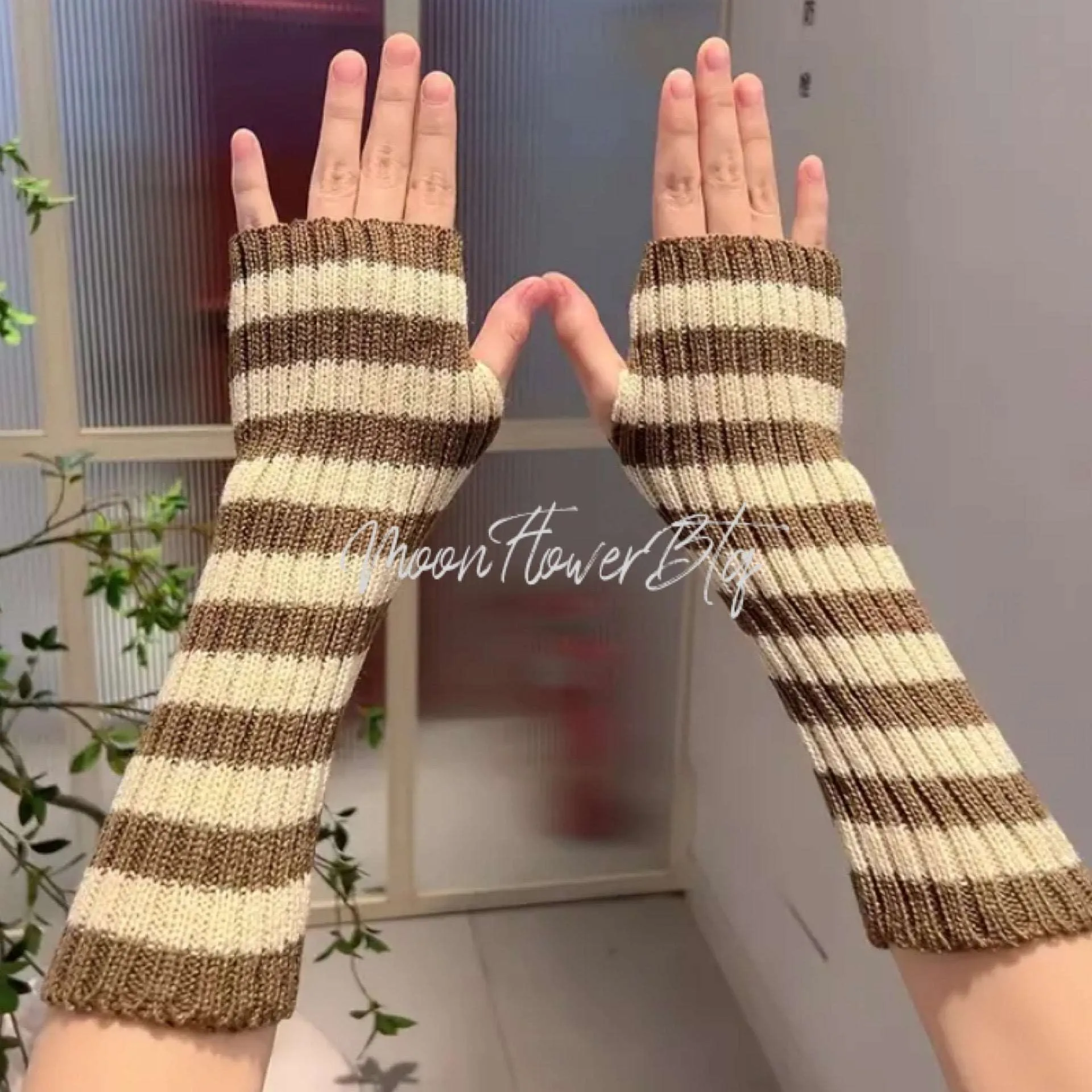 Tan Brown Long Ribbed Knit Fingerless Gloves